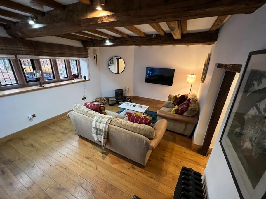 The Horners - Log Burner, Cheshire Village, Parking, Walks, Aga, Dogs Престбери Экстерьер фото